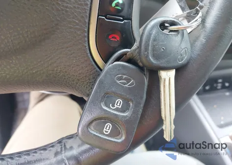 2011 Hyundai Santa Fe Se z USA, uszkodzony, nr VIN 5XYZHDAG1BG049661